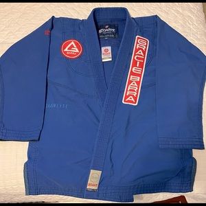 Gracie Barra Trainlite Gi (size A2)